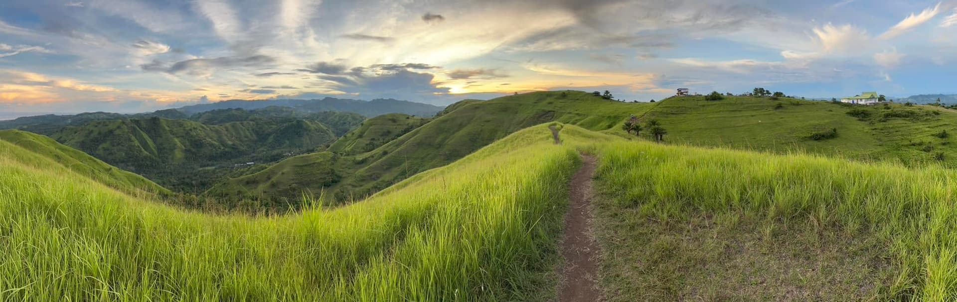 Ultra-wide panoramic view across the eastern Bohol mountain ranges